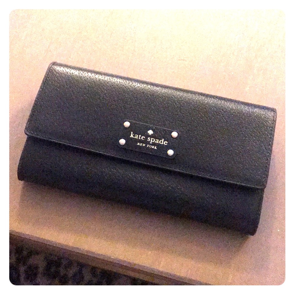 Brand New! Kate Spade Black Wallet ♠️💕